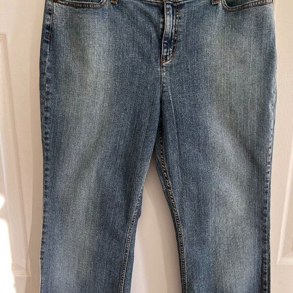 Vintage DKNY SoHo Flared Jeans Size 16R Medium Wash - Picture 1 of 7